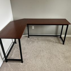 L-Shaped Computer/writing Desk