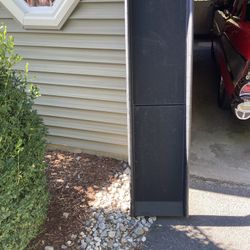 Used Solvit bi-fold pet ramp for sale.     PRICE REDUCED