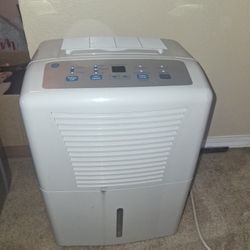 GE 30pint Dehumidifier 