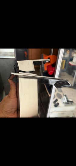 Large water fall sink