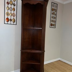 Corner Bookshelves 