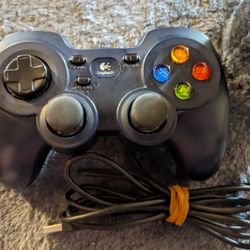 Logitech USB Video Game Controller
