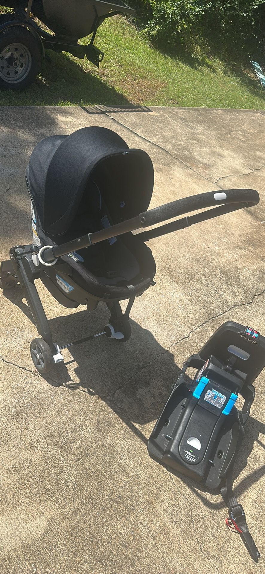 Evenflo Shyft Dualride