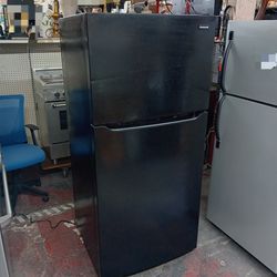 Frigidaire top freezer refrigerator 30-inch