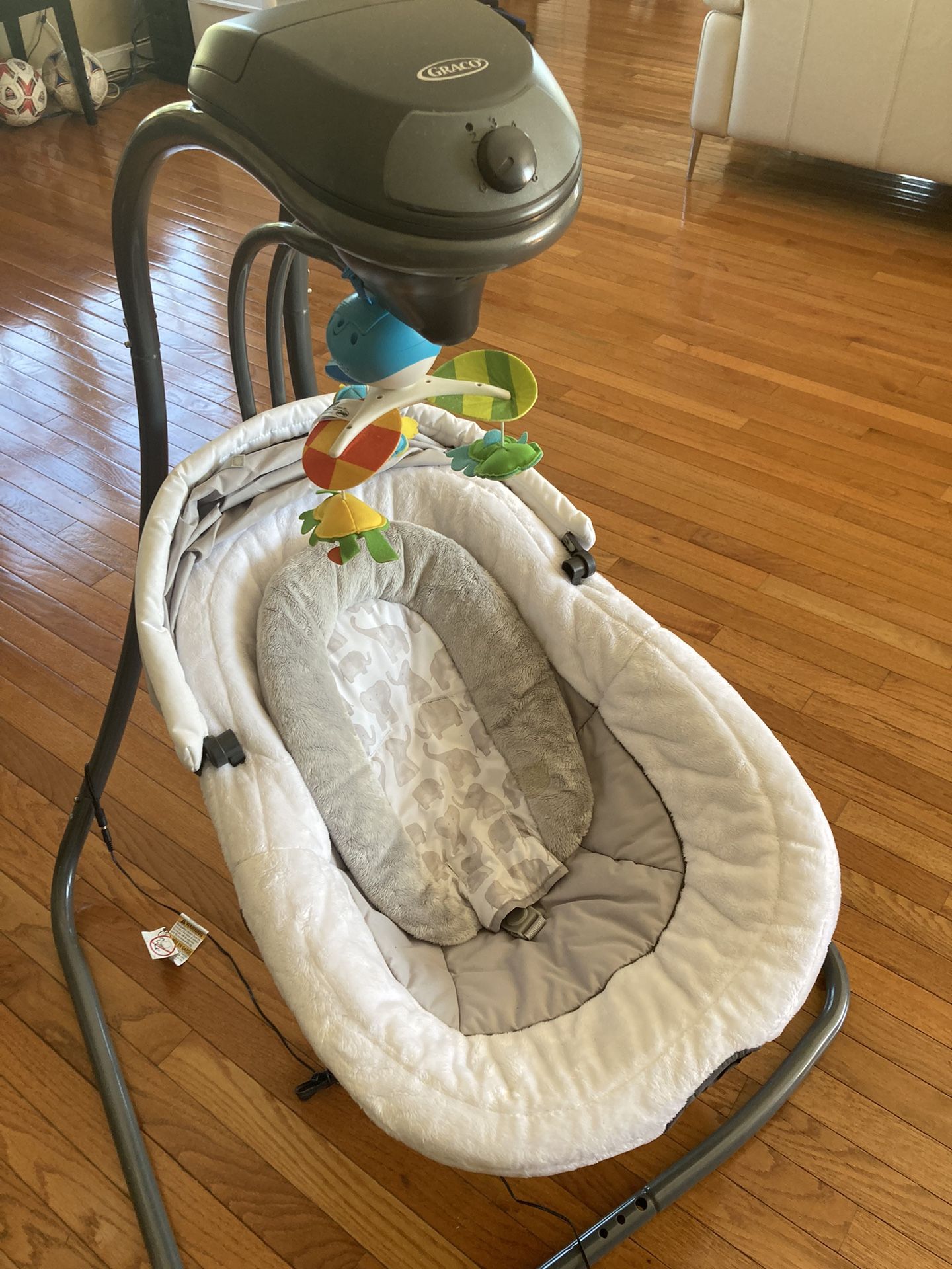 Graco Baby Swing