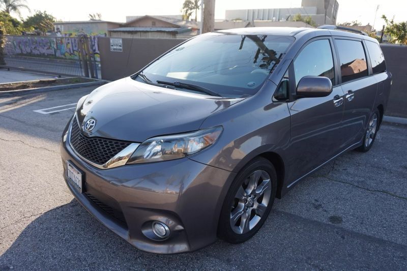 2014 Toyota Sienna