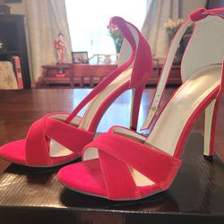 Thin heeled sandals