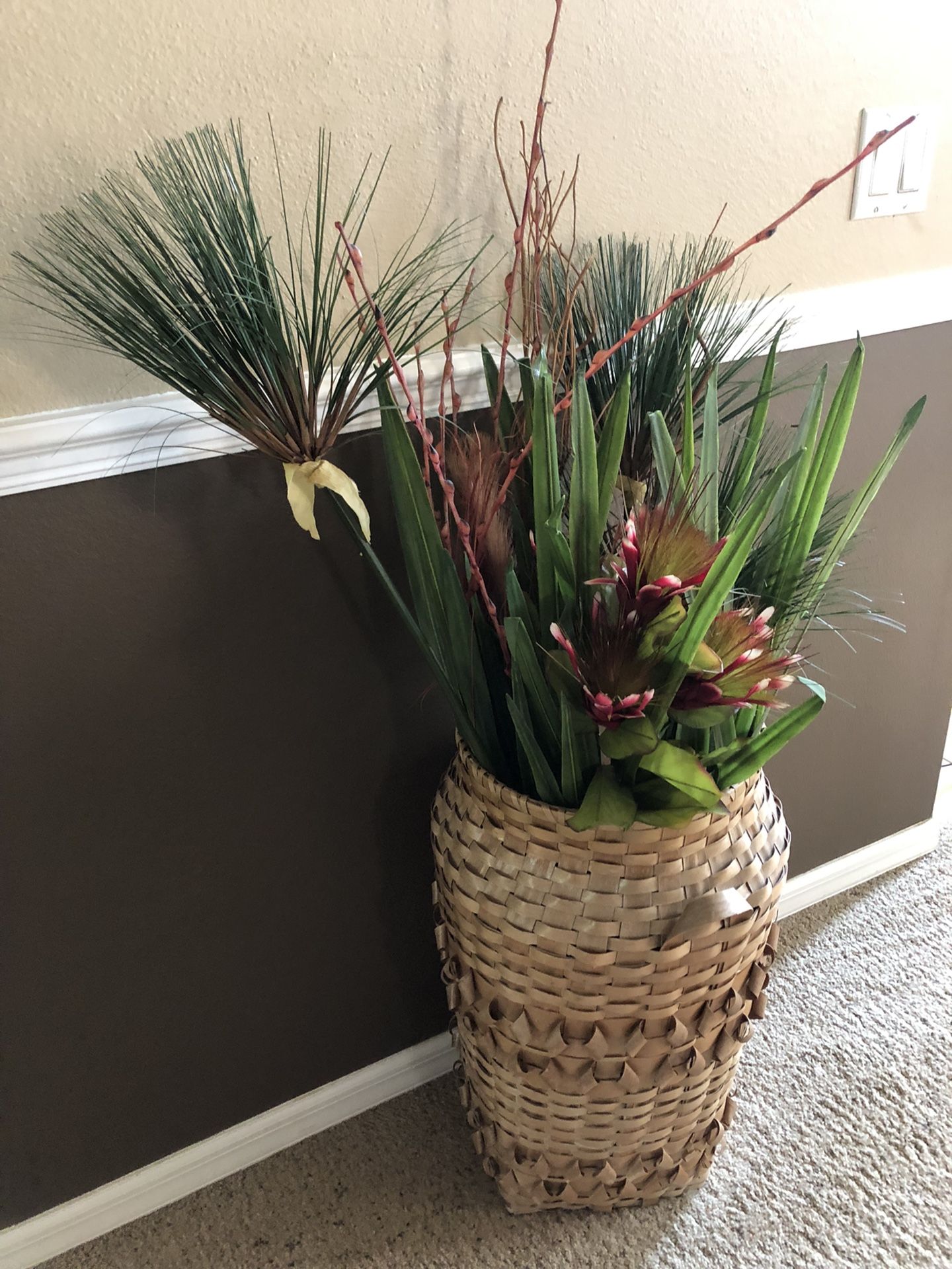 Large Wicker Vase and Decorations