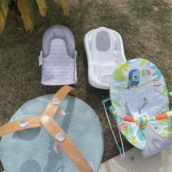 Baby bathtub tummy time Matt