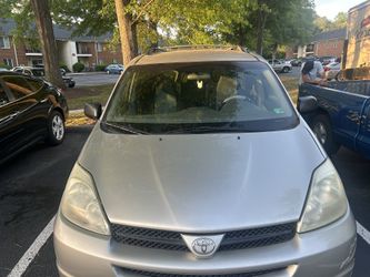 2004 Toyota Sienna