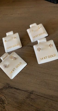 Small Solid 14k Studs ! 