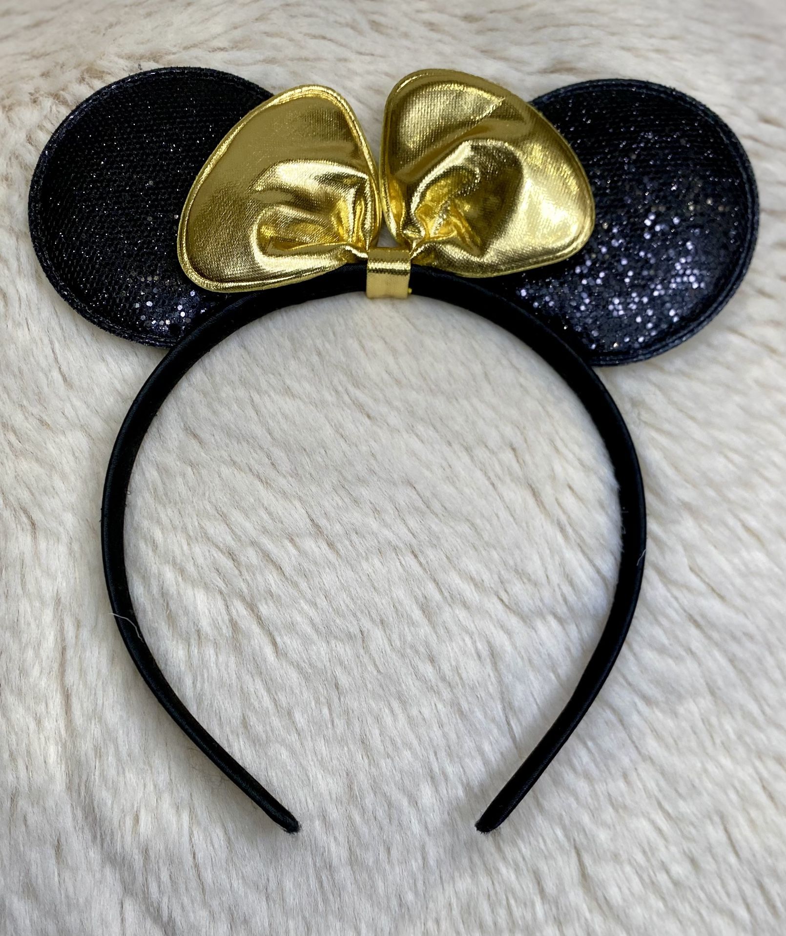 Minnie Mouse ears 