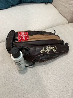 Softball / baseball glove