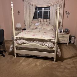 Real Wood Female Bedroom Set