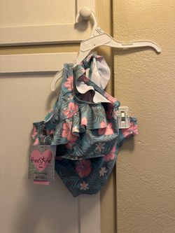 Swimsuit Girls Size 6X - 2 Piece Set