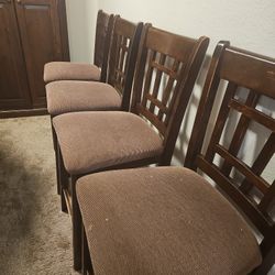 Free Super Wobbly Chairs