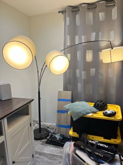 3 light floor lamp