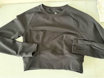 Cute workout top medium
