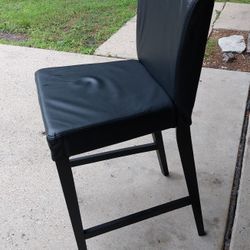 2 Black Bar Stools with backrest / Chairs