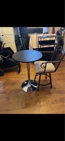 Table & chair