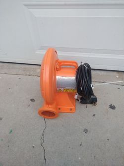 Huawei  modelo W 2L  Air blower Designed.For  inflatable Structures likes dounec House Lt Operations.0n.115v AC power and is rated at 437w