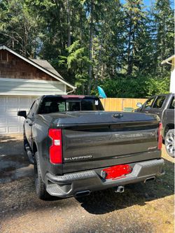 UNDERCOVER ONE PIECE TONNEAU COVER
