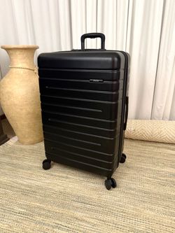 Hardside Large Spinner Suitcase
