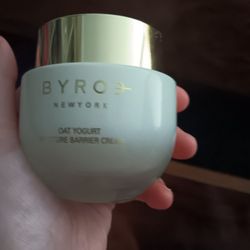 Byroe Oat Yogurt Moisture Barrier Cream – Luxury Skincare
