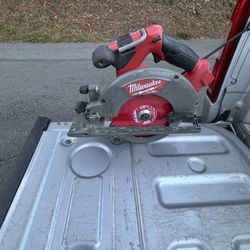 Milwaukee 6 1/4 Circular Saw 
