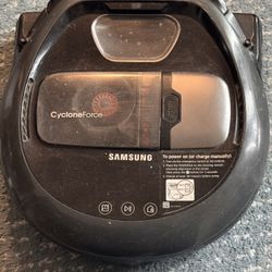 Samsung Robot Vac W Remote And Charging Mount Please Ask For More Details. You Won’t Find It Used For Under $40