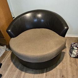 Ashley Furniture Round Swivel Seat