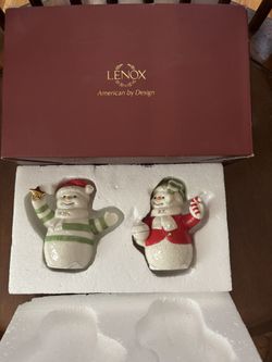 Christmas Salt And Pepper Lenox New.