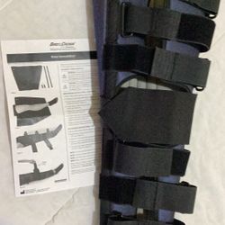 Bird & Cronin  Comfort, Knee Immobilizer 18”  Universal Black 