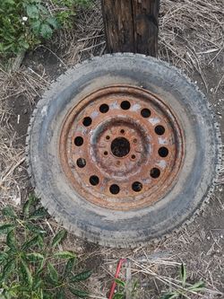 275/65R18 spare tire $40  obo