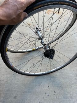 Pair of rims and tires 700 x 23 C continental gran prix components Mavis Ultegra  cassette Dura Ace