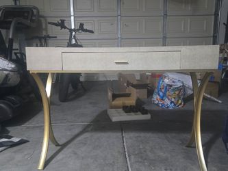Vanity Table