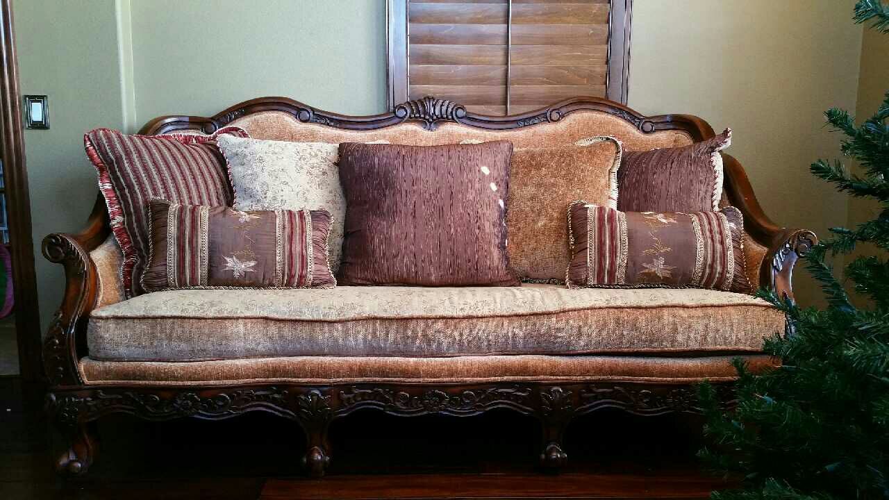 Two couches, Spanish style, includes all pillows, LIKE NEW