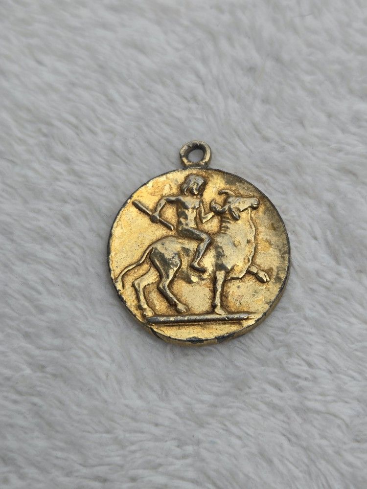 Vintage mythological Alva museum replica gold pendent bull taurus