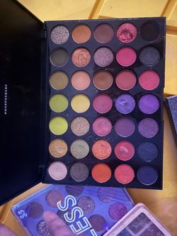 Makeup set