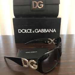 - Dolce + Gabbana Women's Logo Sunglasses - Like New, Open Box