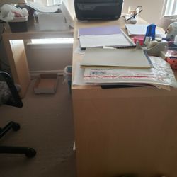 A L Shape Desk