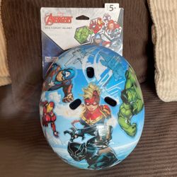 Marvel Avengers Helmet  Ages 5plus