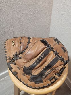 Mizuno Leather Catchers Mitt RHT-34"