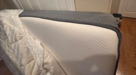 Queen Casper Select Memory Foam Mattress, 12 inches