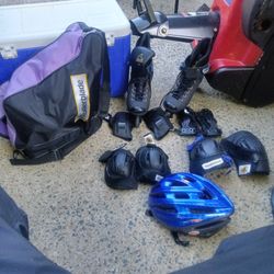 Size 8 Rollerblade Set Comes Along With Hammers And Knee Pads And Pads