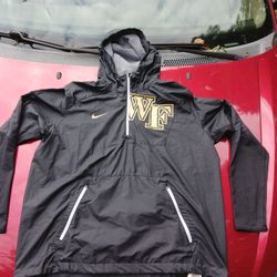 Nike Wake Forest Windbreaker Medium 1/4 Zip Pullover Jacket Hooded Demon Deacons