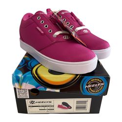 Heelys Pro 20 pink skate shoes