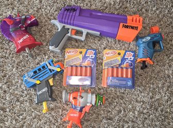 Fortnite NERF  blasters bundle!
With 2 New packs of 10 darts each pack.
