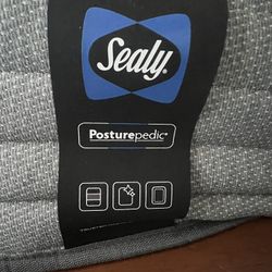 Sealy Posturepedic Mattress And Box Spring Full Size
