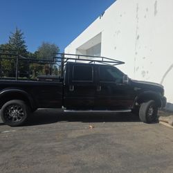 205. Ford Harley Davidson 350 4x4